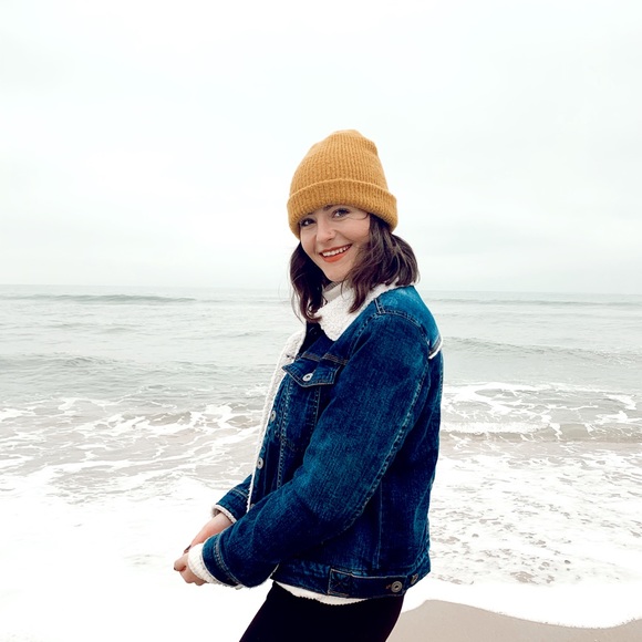 Meet your posher- Maddy! - Picture 1 of 4